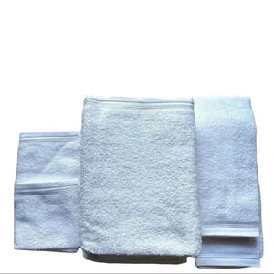 Home Expression White 6 Piece Towel 2 Sets New With Tags Very Great Quality